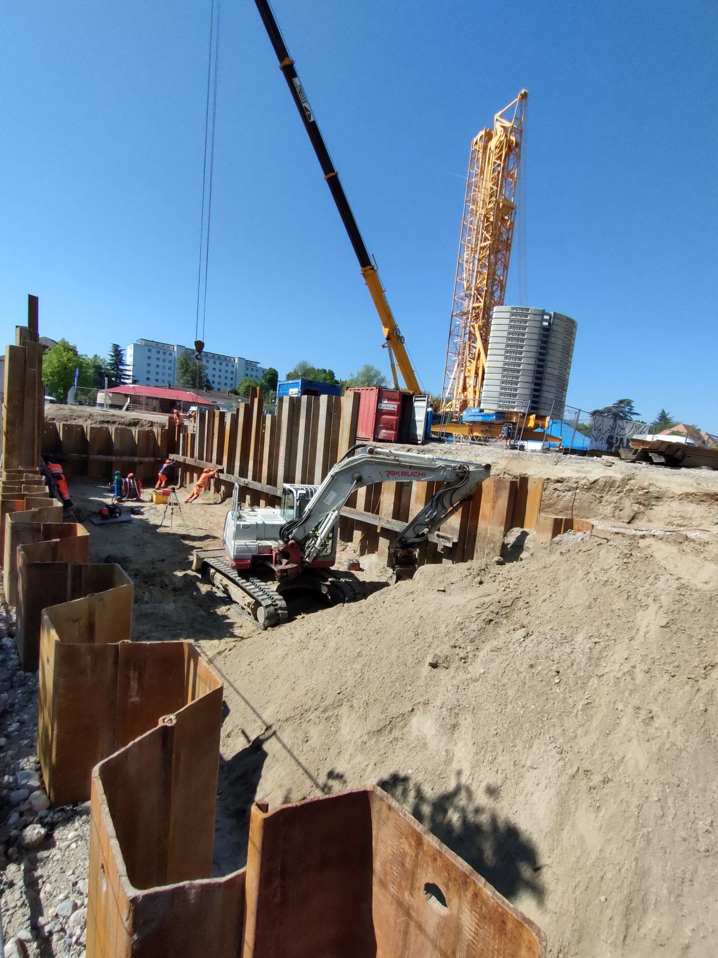 2022.05.02_ChantierBassin_Palplanche_1E