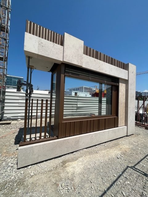 Malley-Gare, prototype de façade